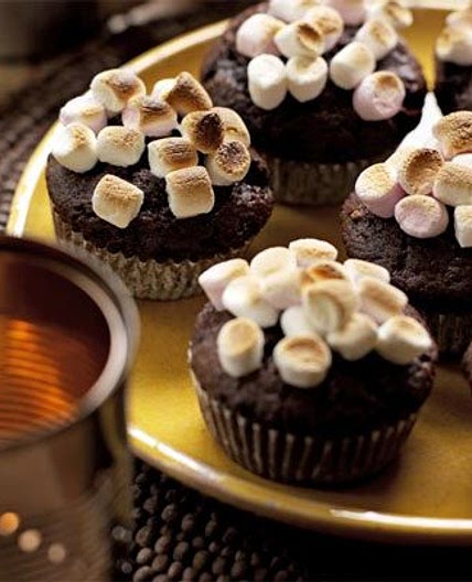 Campfire cupcakes