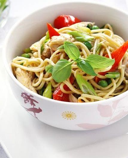 Tasty chicken noodles