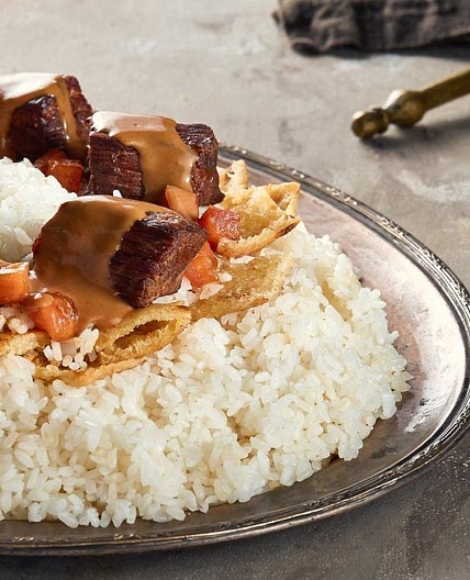 Beef Shank over Egyptian Fatta