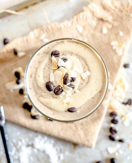 Coconut Cashew Latte Smoothie