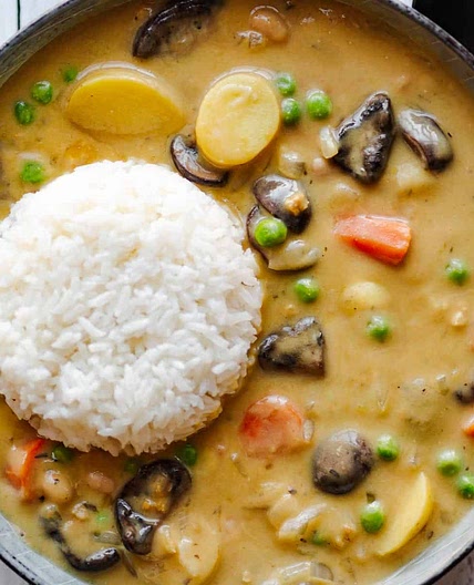White Bean Mushroom Stew with Potatoes