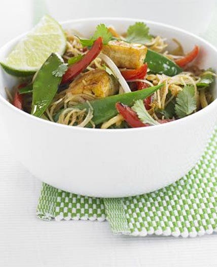 Stir-fried noodles with tofu