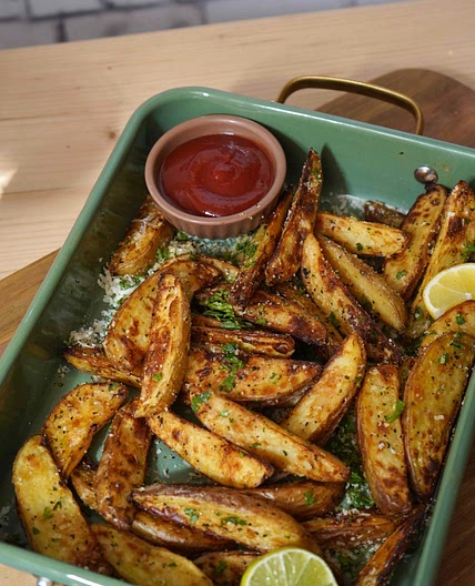 POTATO WEDGES