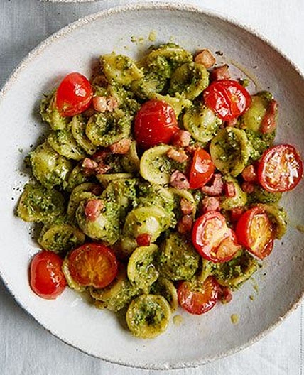 Broccoli pesto & pancetta pasta
