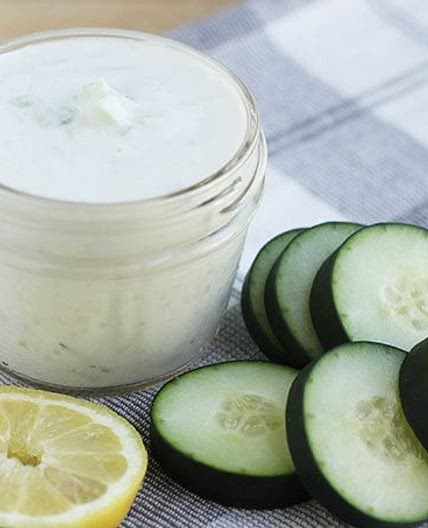 Easy Cucumber Yogurt Sauce