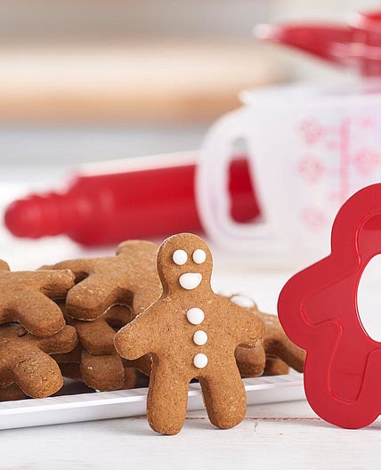 Classic Gingerbread Men