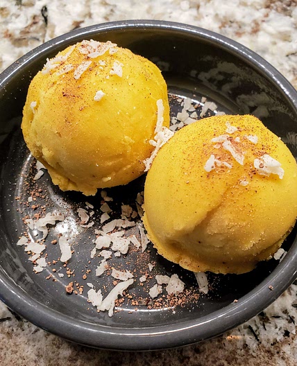 Mango nice-cream