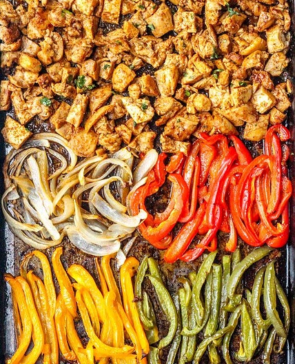 Chicken Fajitas (Sheet Pan)