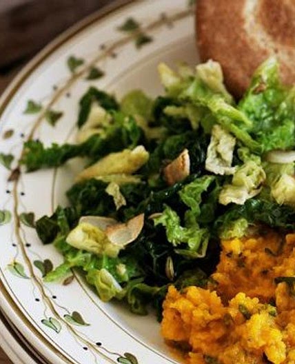 Stir-fried Savoy cabbage