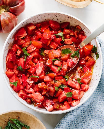 Easy Fresh Tomato Sauce