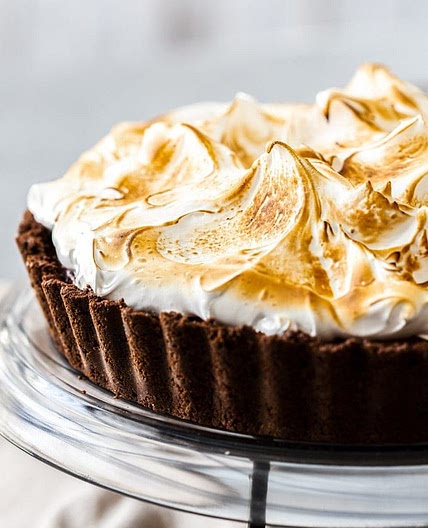 No Bake Chocolate Meringue Pie