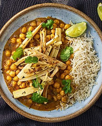 Chickpea & roasted parsnip curry