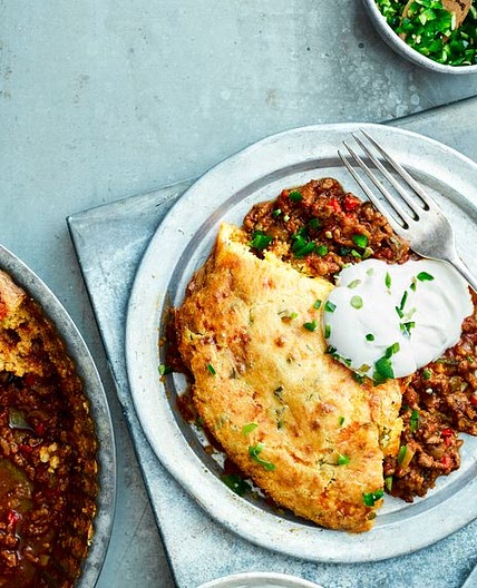 Chilli cornbread pie