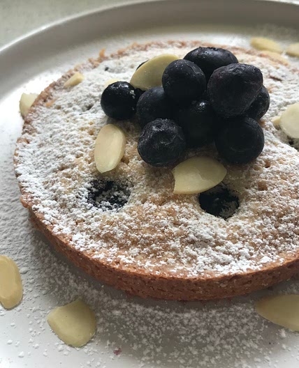 Blueberry Frangipane cake (gluten free, LowFodmap)