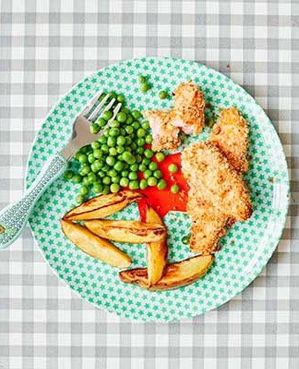 Toddler recipe: Salmon fish fingers with chunky chips