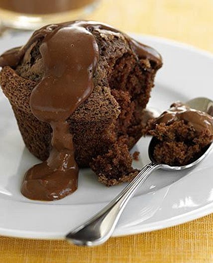 Chocolate muffins with hot chocolate custard