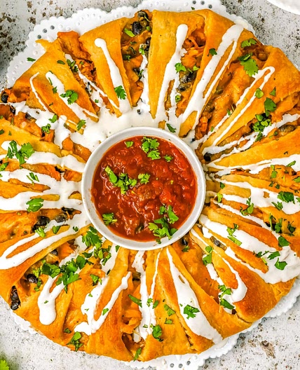 Chicken Enchilada Crescent Wreath