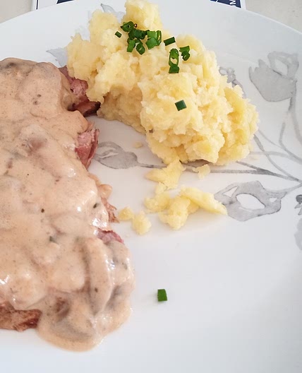 Filet de porc avec sauce aux champignons