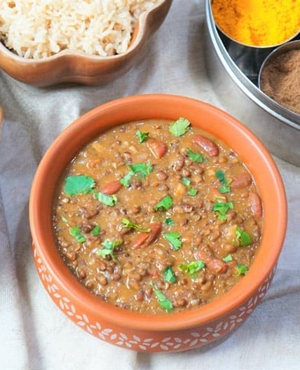 Instant Pot Dal Makhani (Madras Lentils with Brown Rice)