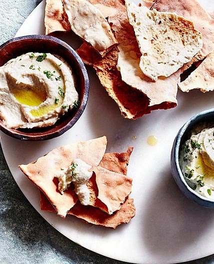 Baba ganoush with cumin crispbreads