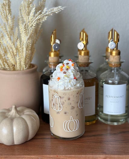 Pumpkin White Mocha (Iced)