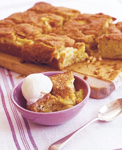 Dorset apple traybake