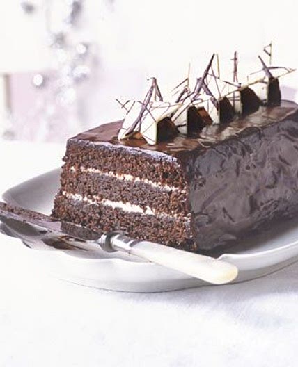 Chocolate truffle star cake