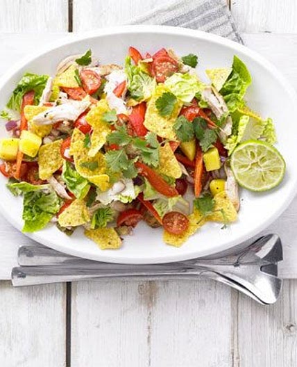 Spicy chicken, mango & jalapeño salad