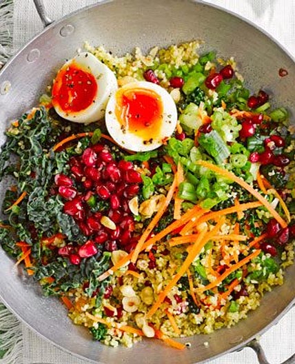 Kale & bulgur tabbouleh with yogurt dressing