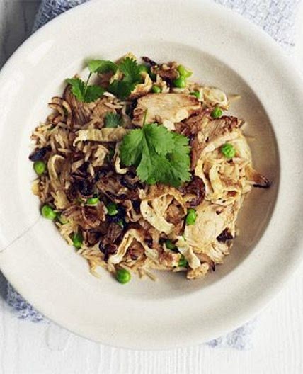 Spicy chicken nasi goreng