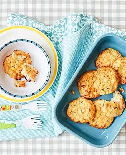 Toddler recipe: Cauliflower cheese cakes