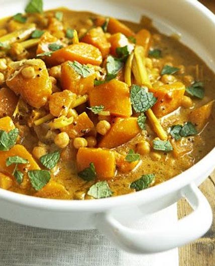 Pumpkin curry with chickpeas