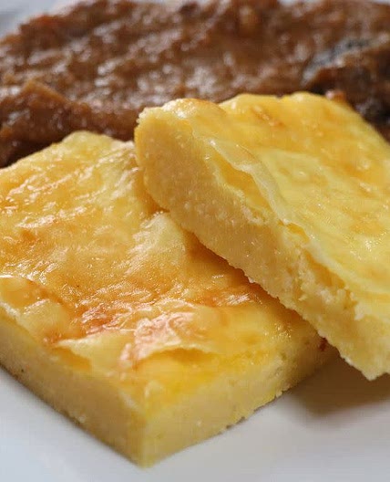 Baked polenta with cheese (as a side dish)