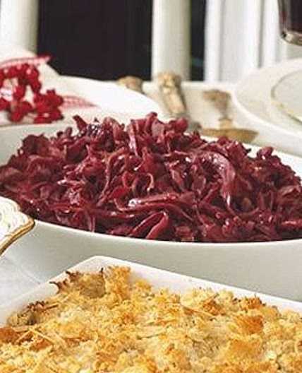 Braised red cabbage with cider & apples