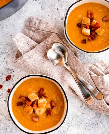 Butternut Squash and Apple Soup with Toasted Croutons