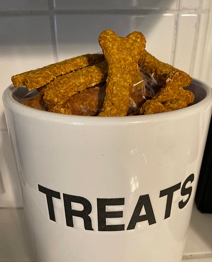Pumpkin Peanut Butter Cookies for Dogs