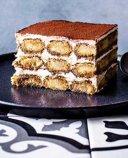 Classic tiramisu