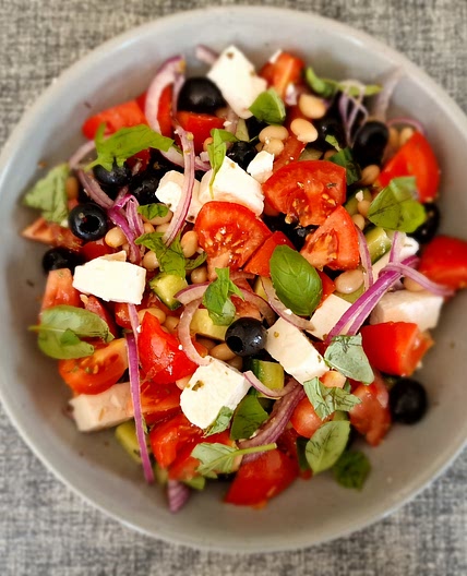 Greek Style Salad with Haricot Beans
