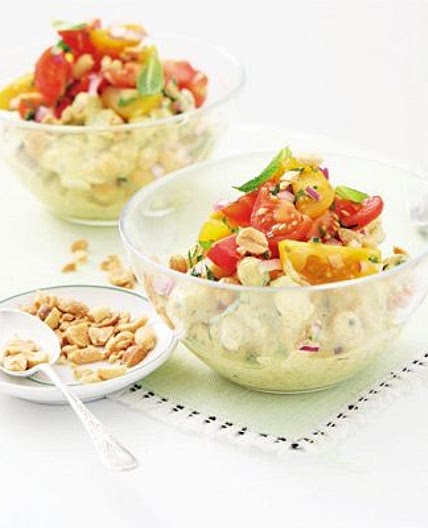 Chicken & chickpea salad with curry yogurt dressing