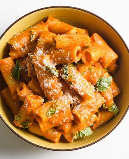 Rigatoni with Tomato, Butternut and Red Pepper Puree