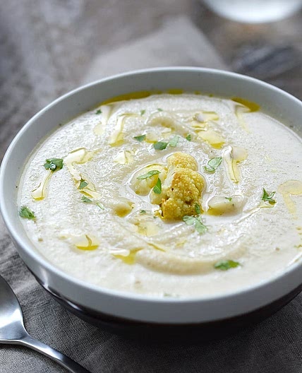 Roasted Cauliflower and Garlic Soup