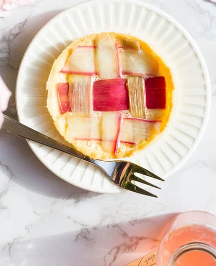 Rhubarb Custard Tartlets (Mini Tarts)