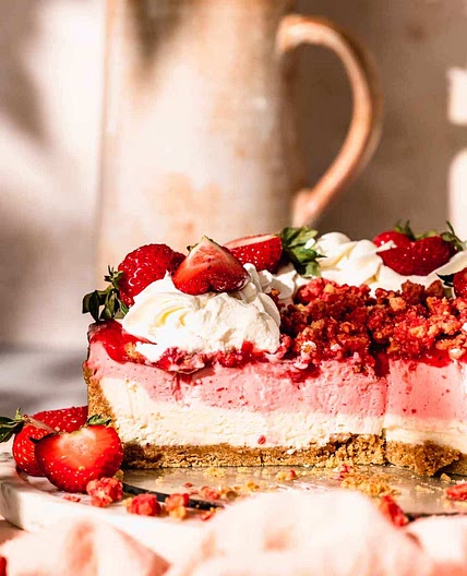 Strawberry Crunch Cheesecake