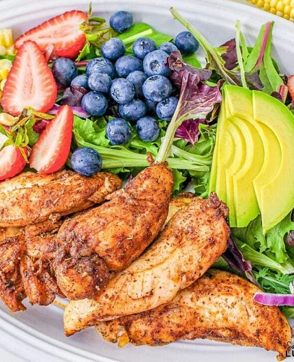 Summer Chipotle Cobb Salad Recipe