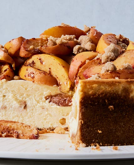 Peach Cobbler Cheesecake