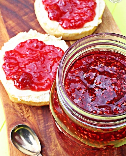 Quick & Easy Raspberry Jam - no pectin