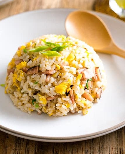Japanese Fried Rice (Yakimeshi)