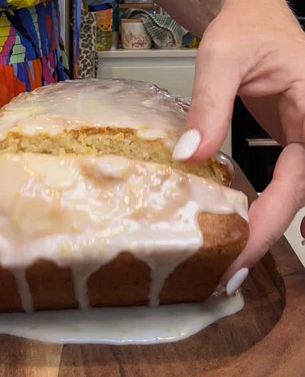 Whole lemon blender cake