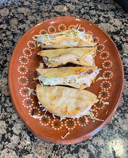 TACOS DORADOS DE CAMARÓN 