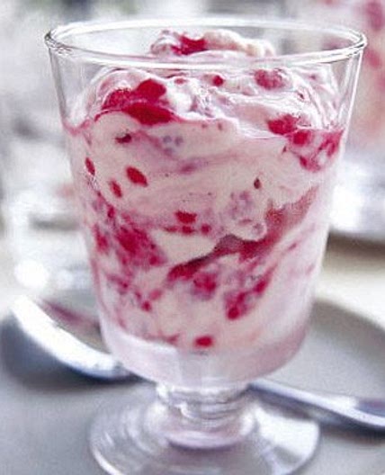 Effortless raspberry iced mousse